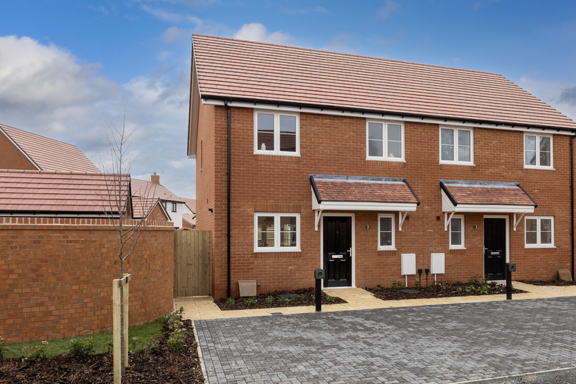 Seven Acres Drive, Westoning, Bedfordshire, Mk45 5Fl, MK45 5FL